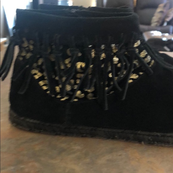 Super Cute UGG Black Suede Moccasins (kids) - Picture 4 of 7